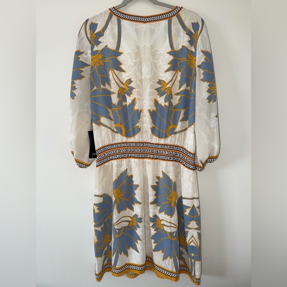 ✨NWT- White House Black Market VNK Smoked Mini Draped Floral Dress size large - Picture 6 of 12